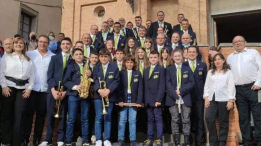 La Banda Municipal de Música Mariano Gracia Escario actuó con la Escuela Municipal de Canto de Jota. |