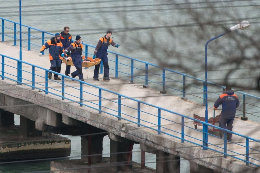 Un avión militar ruso Túpolev Tu-154 con 93 personas a bordo se ha siniestrado en el mar Negro poco después de despegar desde Sochi.