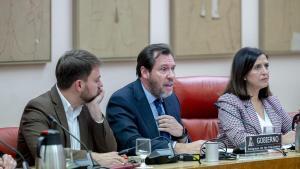 El Senat exigeix la dimissió de Puente amb els vots a favor del PP i d’ERC