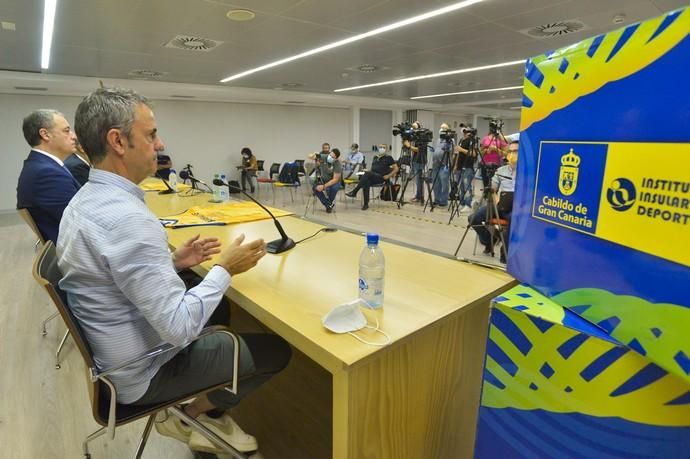 09-07-2020 LAS PALMAS DE GRAN CANARIA. Presentación oficial de Willy Villar y Porfi Fisac, nuevos director deportivo y entrenador del Herbalife Gran Canaria. Fotógrafo: ANDRES CRUZ  | 09/07/2020 | Fotógrafo: Andrés Cruz