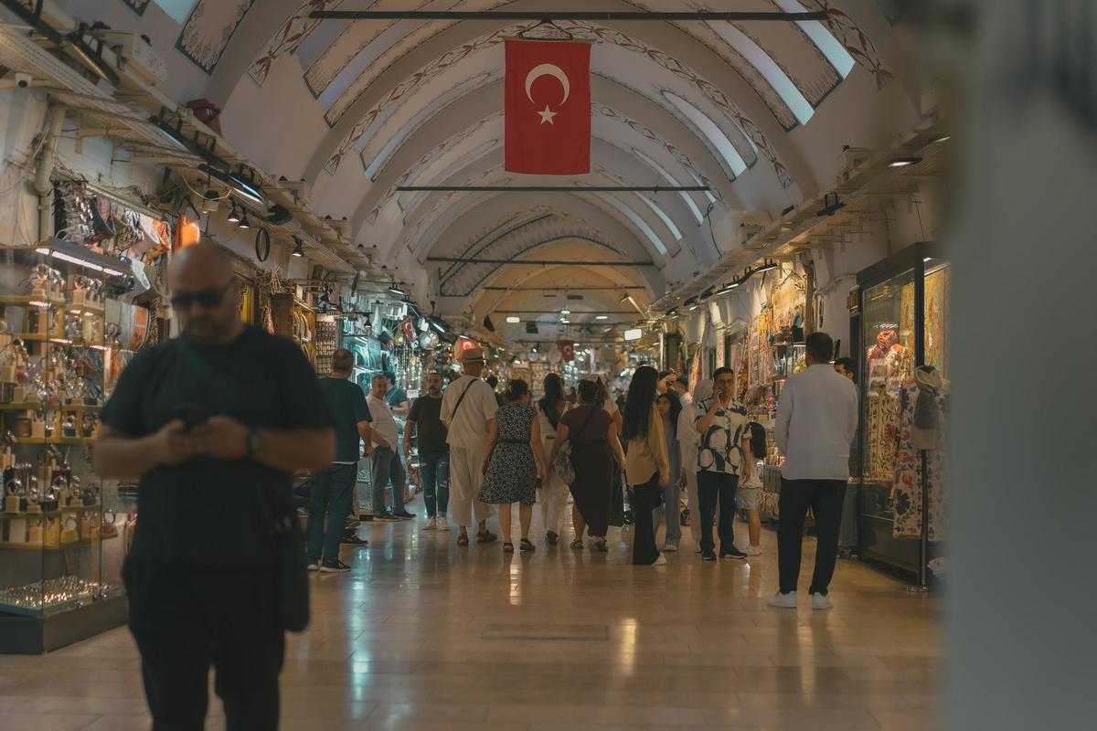 Una de las galerías del Gran Bazar de Estambul.