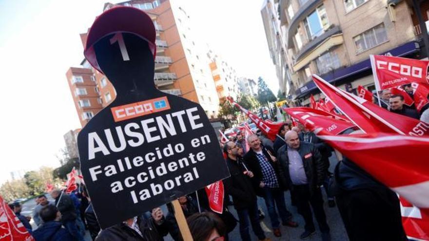 Los sindicatos piden una contrareforma laboral para reducir la siniestralidad