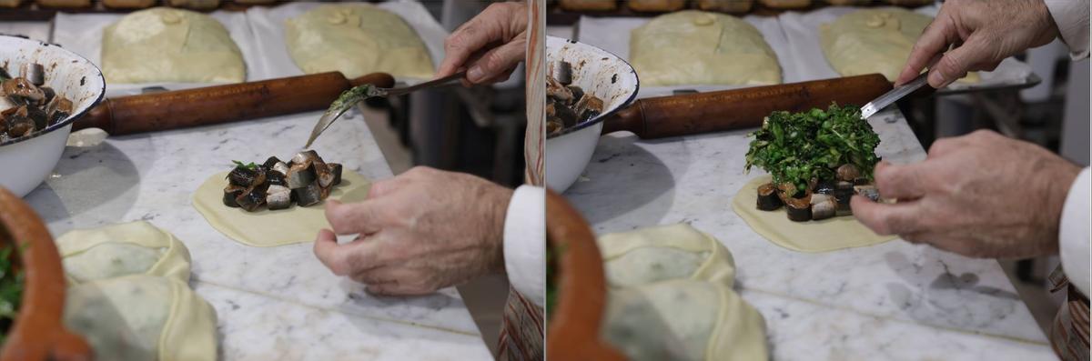 La masa se rellena con anguilas cortadas en trozos y se añade la verdura antes de cerrarla