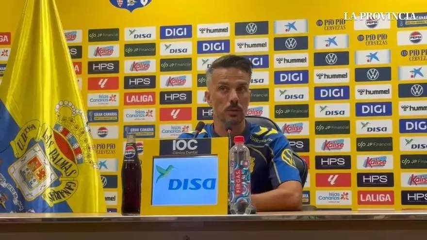 De la Barrera y fichar un portero: "Le juro por la Virgen del Pino que en Girona juega Adri si pasa algo extraño"