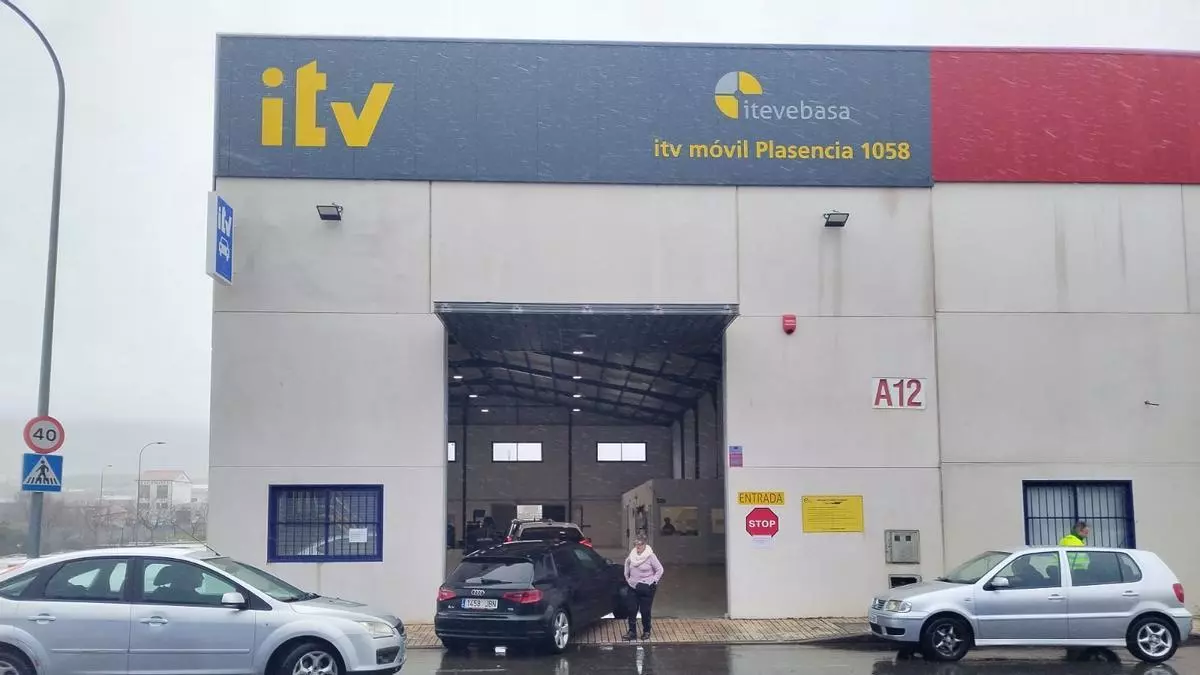 La nueva adjudicataria de la ITV en Extremadura comenzará a prestar servicio en Plasencia el 13 de abril
