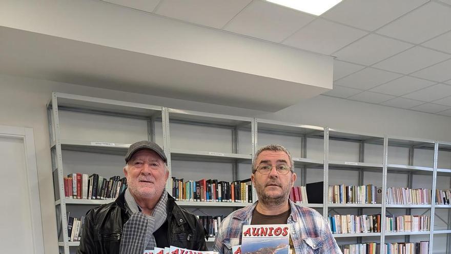 Piñeiróns presenta el penúltimo número de la revista «Aunios»