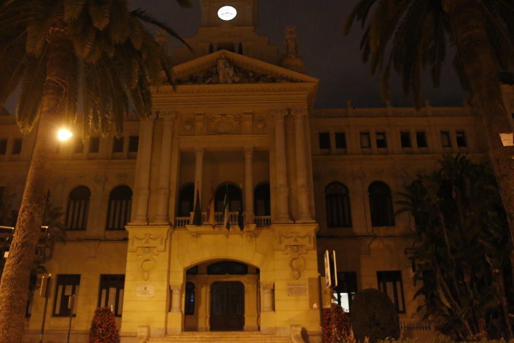 Málaga se suma a la Hora del Planeta