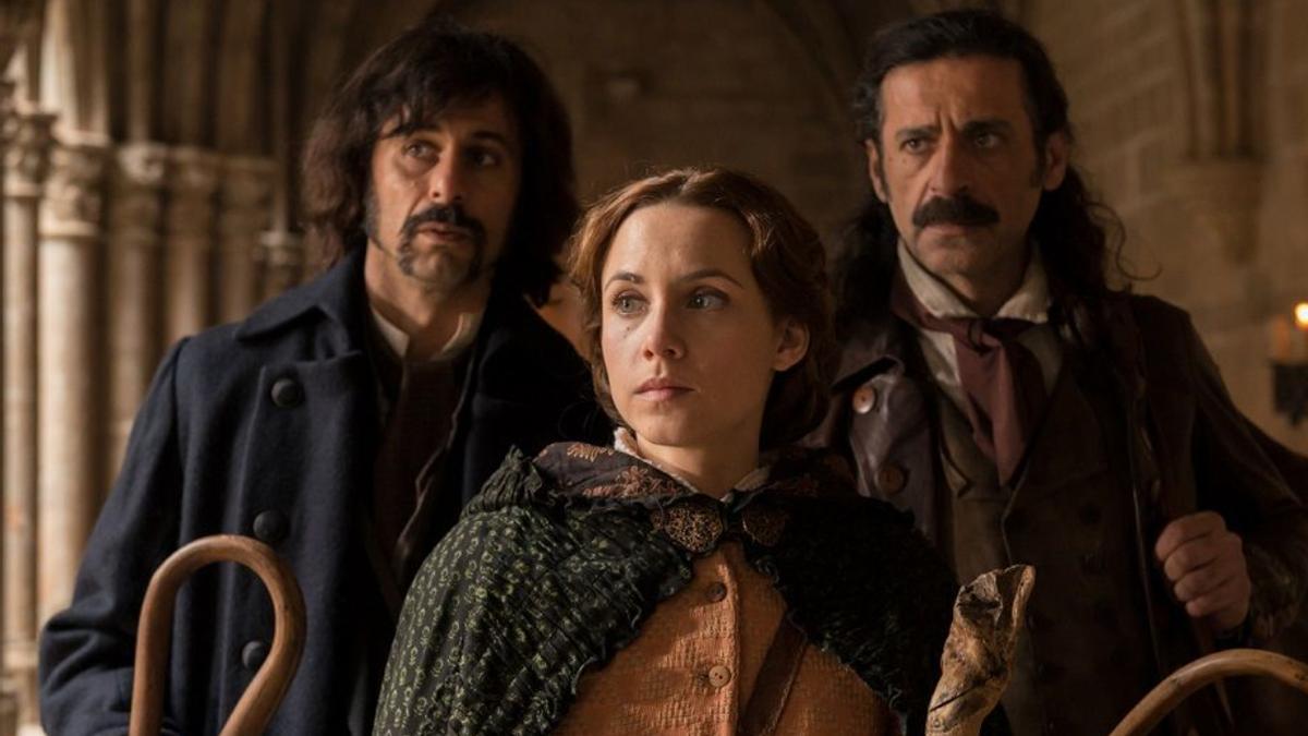 La cuadrilla formada por Amelia, Alonso y Pacino, protagonizada por Hugo Silva, Aura Garrido y Nacho Fresneda