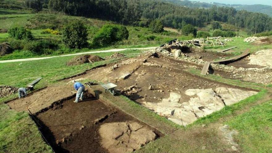 Excavaciones en el castro de Elviña, en una campaña anterior.