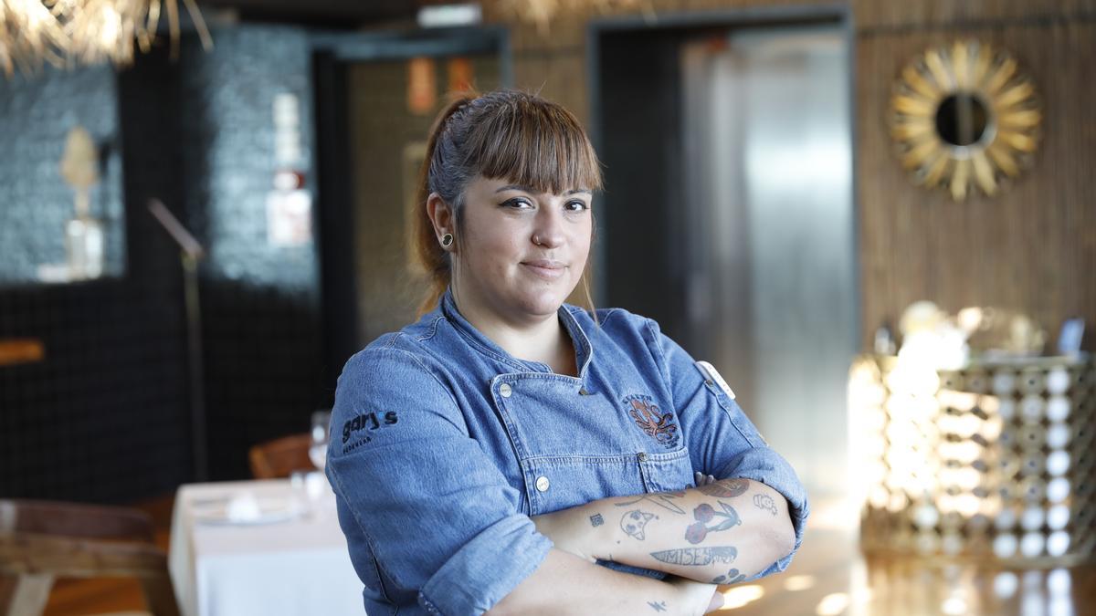 Lara Rodríguez, en su restaurante en Gijón.