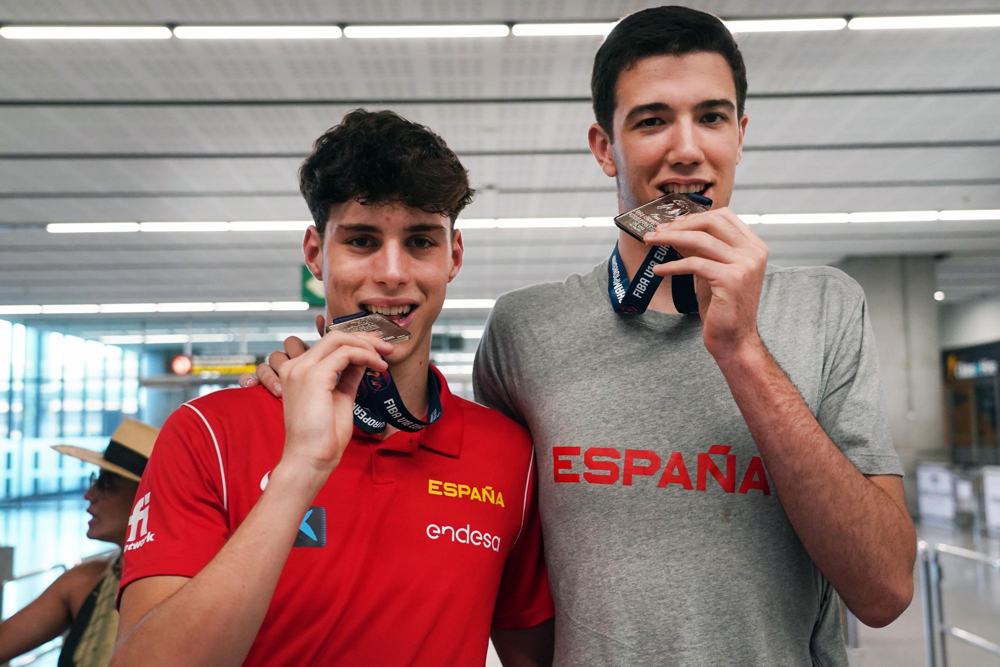 Álvaro Folgueiras y Mario Saint-Supéry regresan a Málaga tras el Europeo sub-18