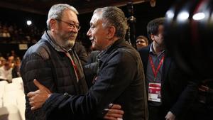 Josep Maria Alvarez con Cándido Méndez tras ser elegido secretario general de UGT.