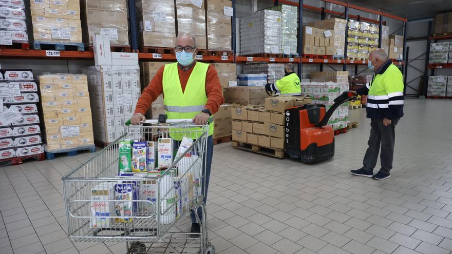 Banco de alimentos se queda sin leche ni aceite para atender 19.000 hogares de Castellón