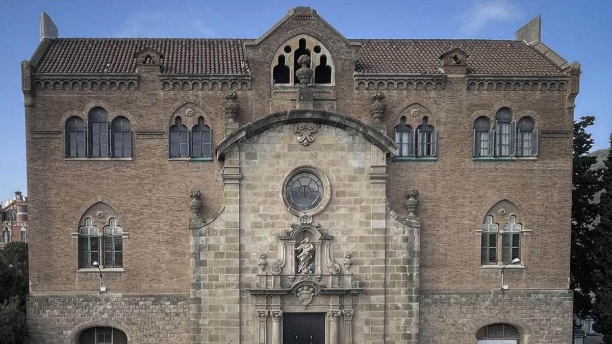 La façana de l’església de Santa Marta, a l’Hospital de Sant Pau.  | FERRAN NADEU