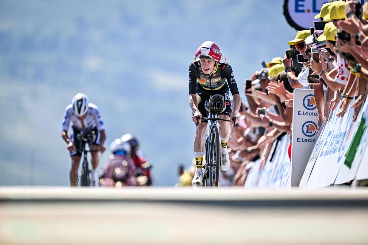 Vingegaard, en la meta, después de doblar a Evenepoel