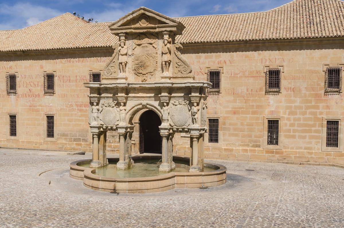 Fuente de Santa María