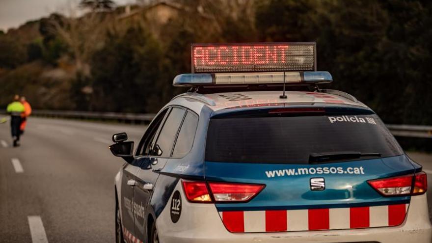 Dos accidents gairebé simultanis al túnel de Bogunyà, a la C-55, deixen quatre ferits lleus