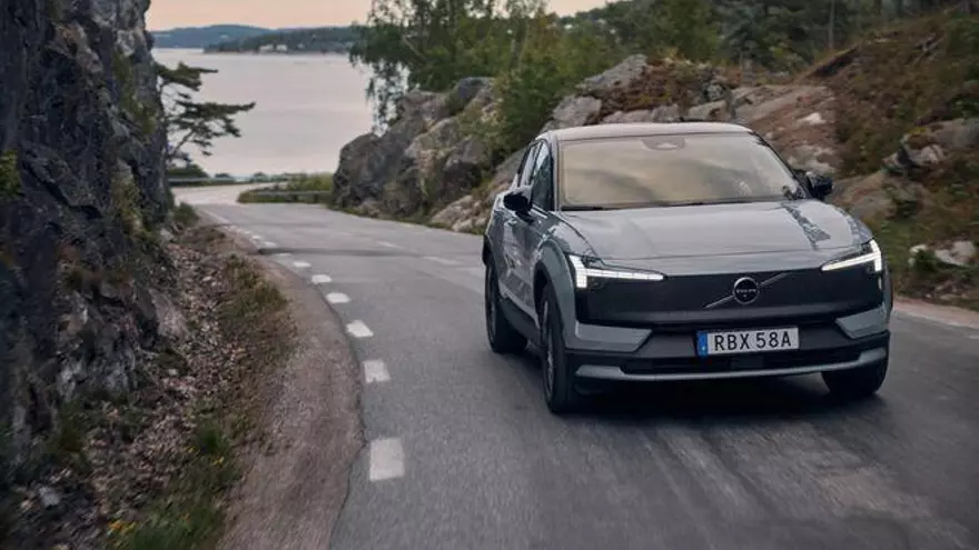 El Volvo EX30 Cross Country, un eléctrico para la ciudad y para el campo