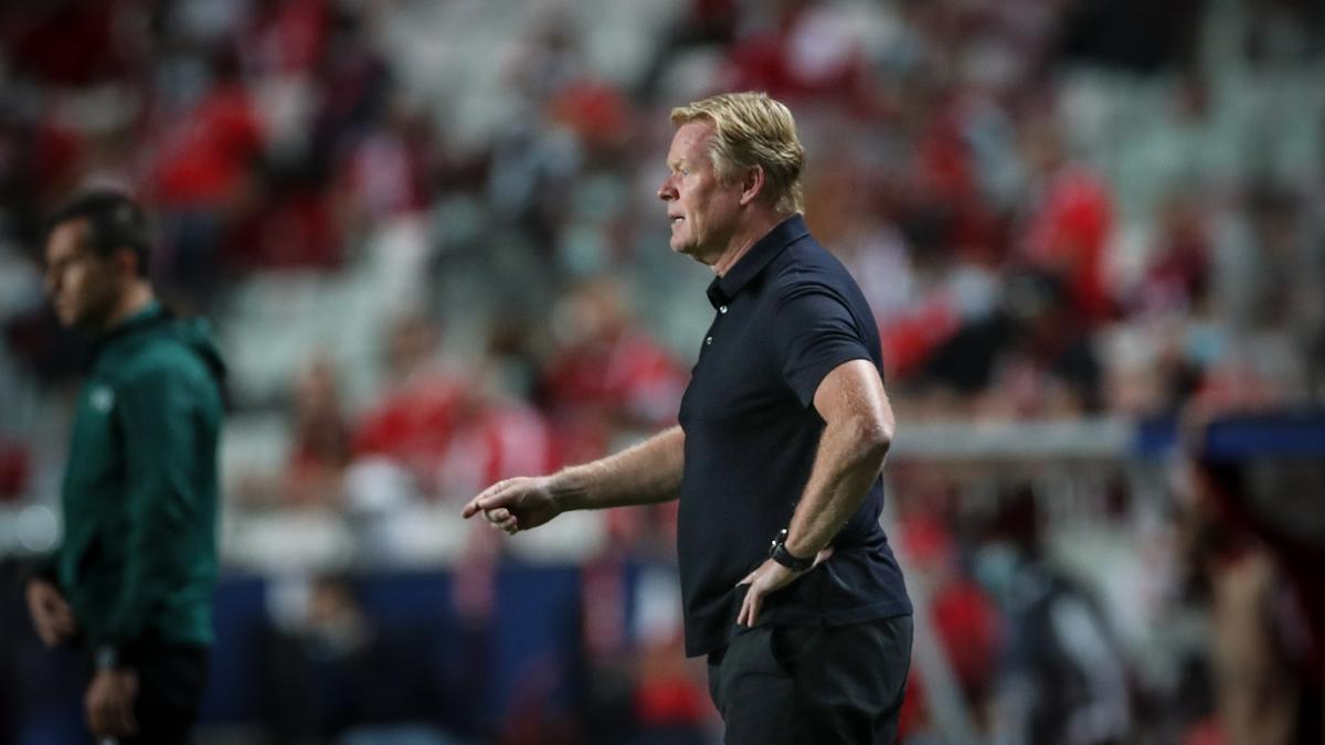 Koeman, durant el partit contra el Benfica