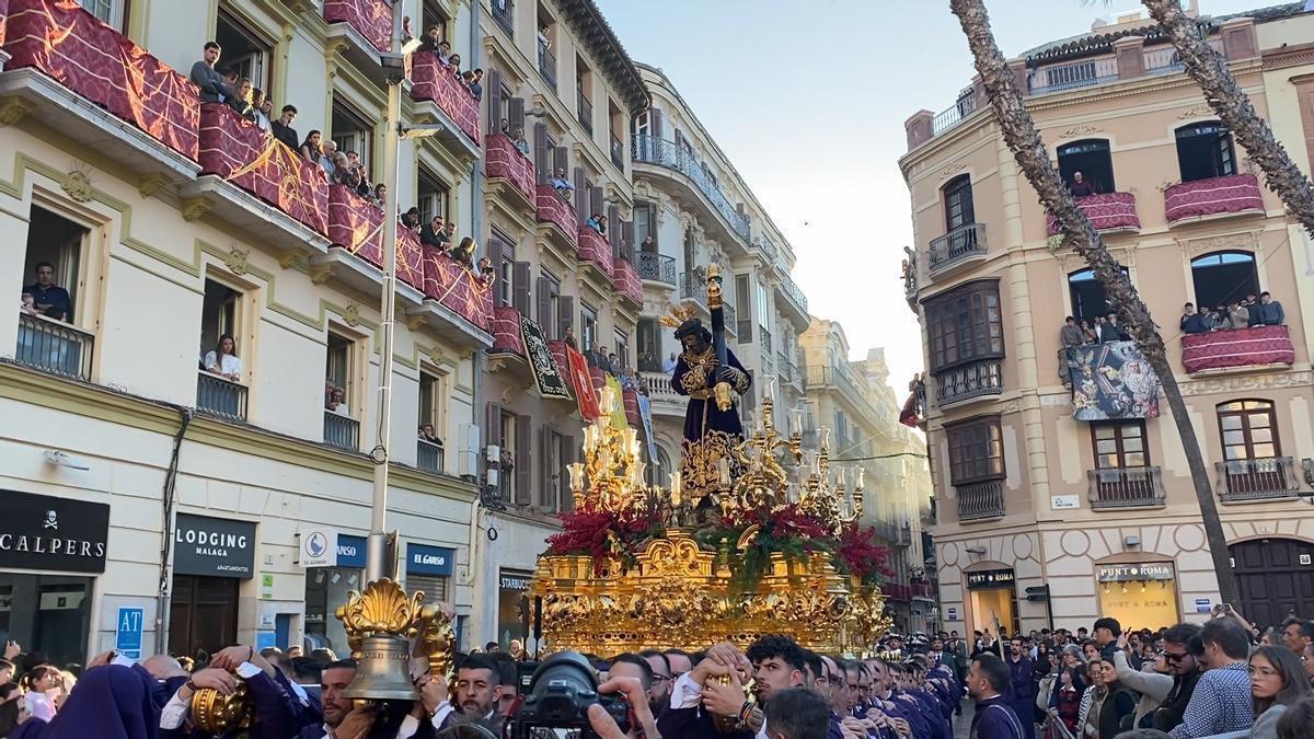 Nazareno del Perdón por Tribuna | Martes Santo de la Semana Santa de Málaga 2026