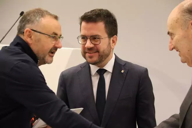 Aragonès acusa el PSC de tenir un "discurs derrotista" i a Junts de "només parlar d'ells mateixos" i de Puigdemont