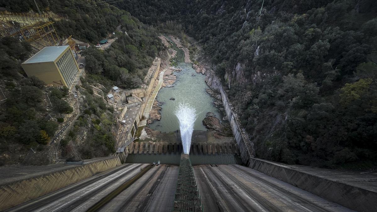 La sequera redueix (per fi) a mínims l’aigua del Ter transvasada a Barcelona