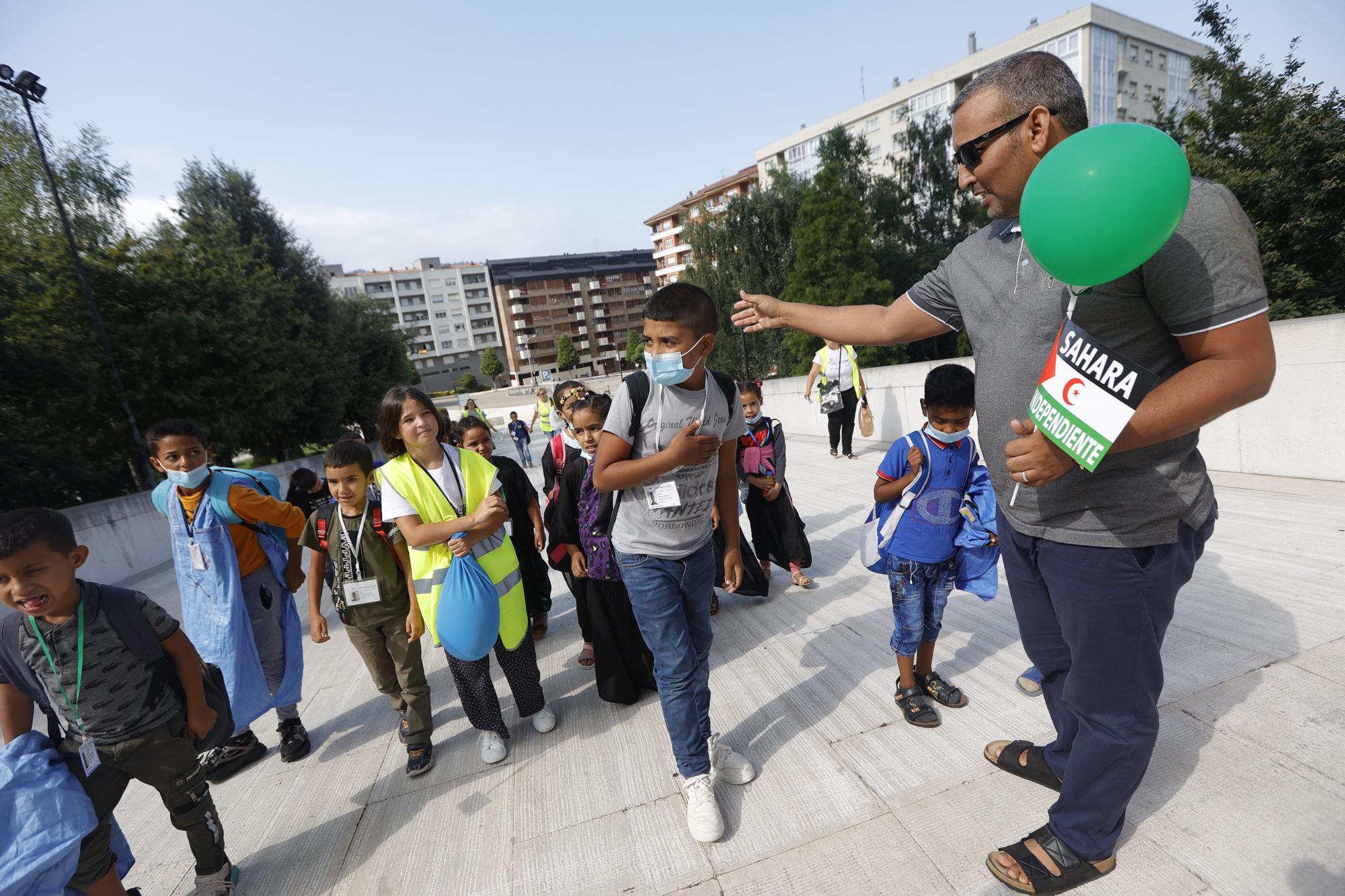 En Imágenes: La llegada de los niños saharauis vuelven a Asturias entre "emoción y nervios"