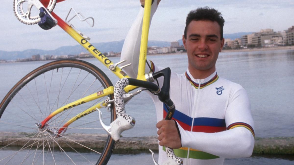 ARCHIVO ESPECIAL 15 AÑOS DE LOS JUEGOS OLIMPICOS DE BARCELONA JOSE MANUEL MORENO 27-1-1992 CICLISTA JOSE MANUEL MORENO , CICLISMO , BICICLETA _ PUBLICADA VERANO 25/07/2007 P 2 _ MEDIO , PLANO _ ENTREVISTA