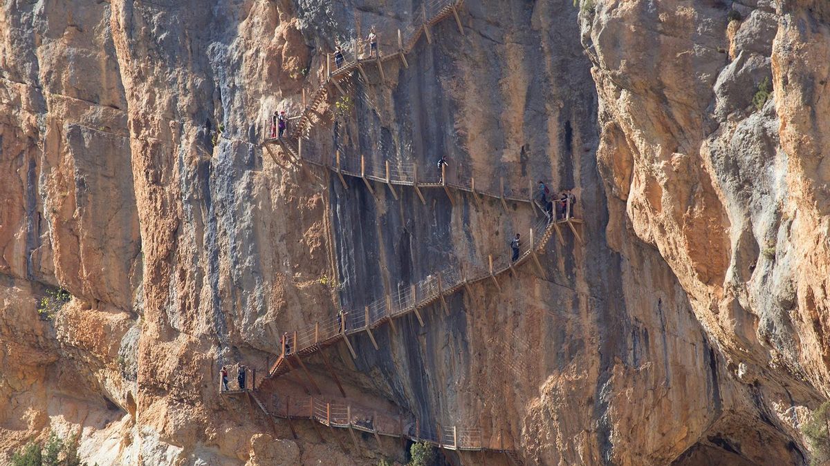 Escaleras de Montfalcó.