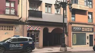 Detienen al hombre que apuñaló a una mujer en Oviedo en un caso de violencia de género