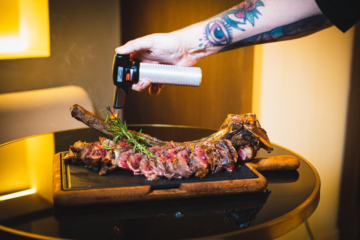 Carnes a la brasa Malaspina.