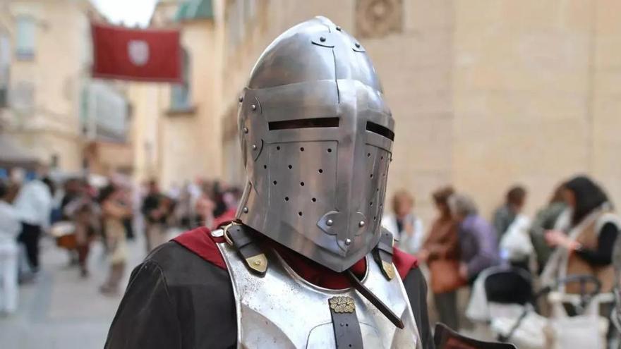 Un gran mercado medieval llega este fin de semana a un pueblo de Murcia, a pocos minutos de la capital, con fuego, música y tabernas