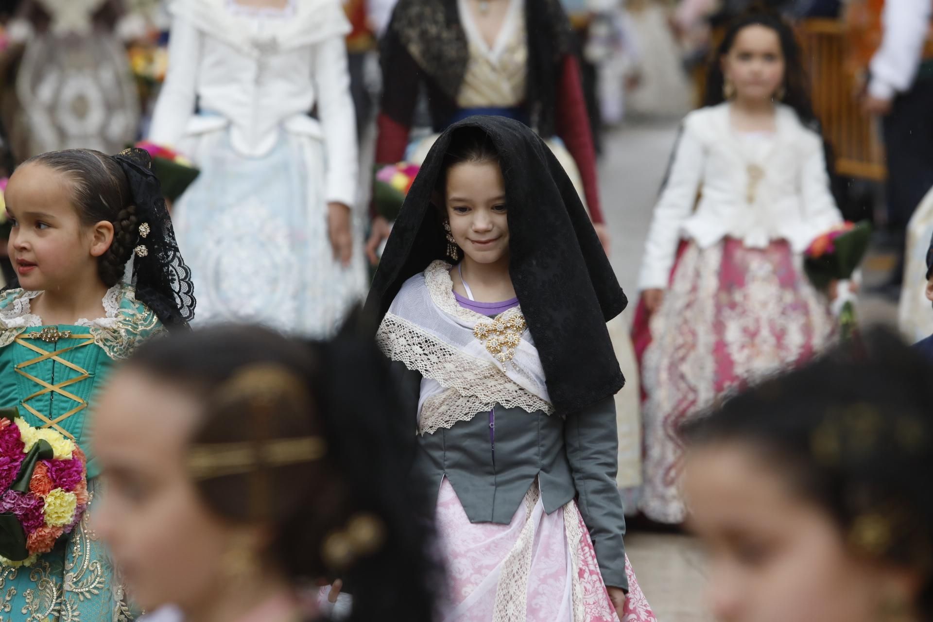Búscate en el primer día de Ofrenda por la calle Quart (entre las 115.30 y las 17.00 horas)