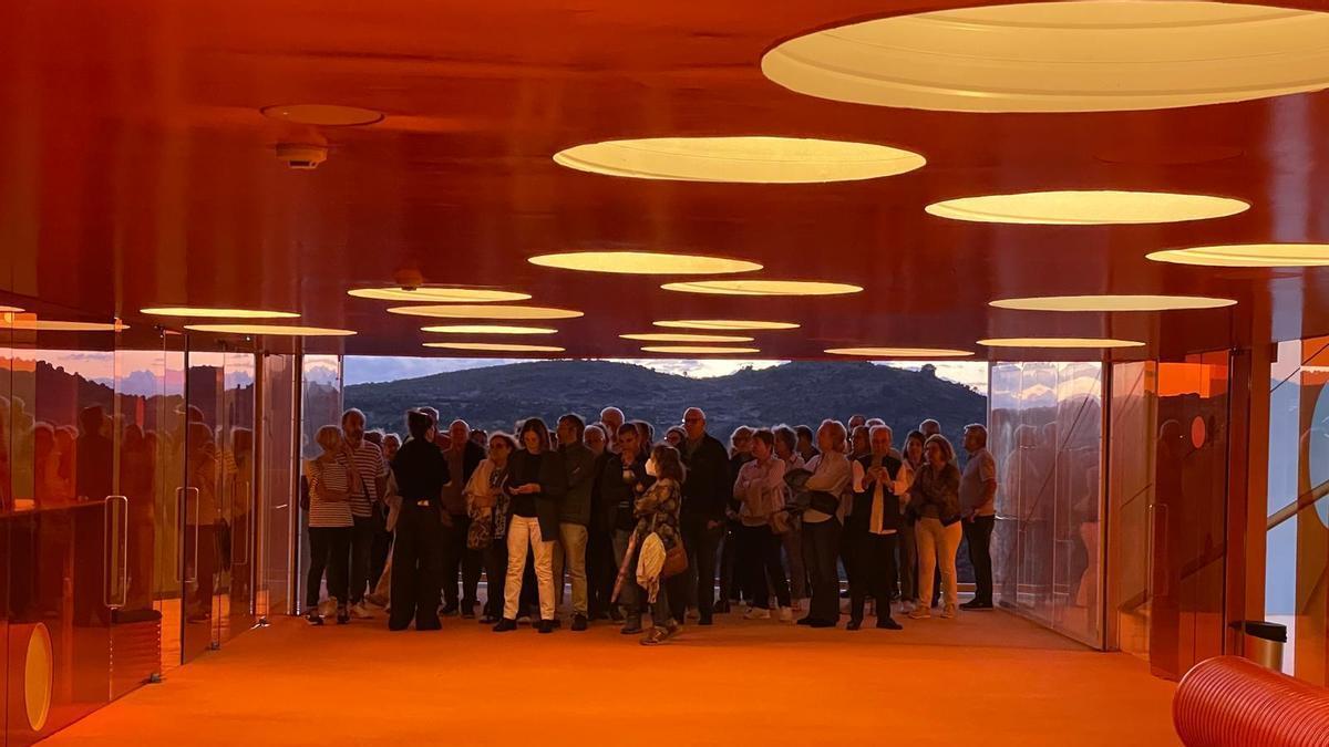 El Palacio de Congresos Roberto Iniesta de Plasencia agota en menos de 24 horas las plazas de su visita nocturna y abre una nueva fecha.