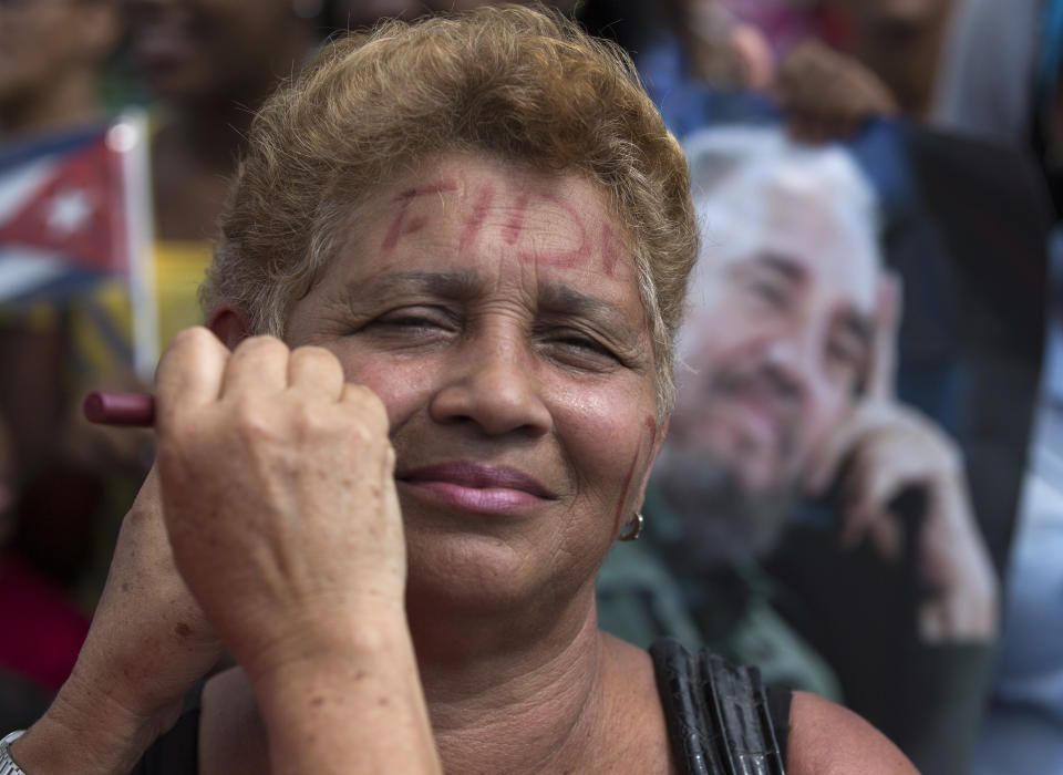 Santiago de Cuba recibe las cenizas de Fidel Castro