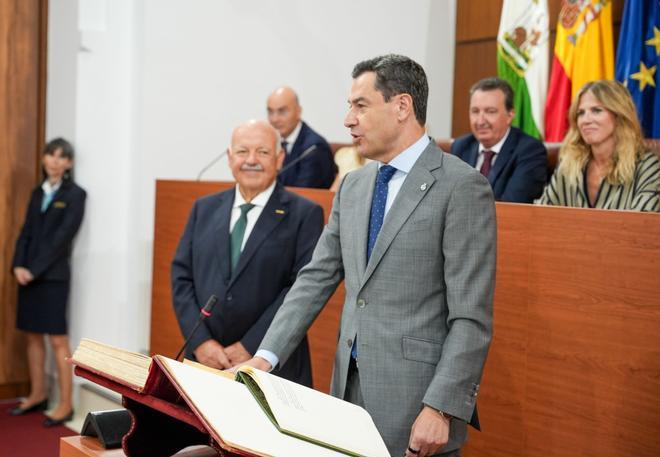 Juanma Moreno se enfrenta a la semana de su investidura en Andalucía: Vox aprieta antes de darle su apoyo