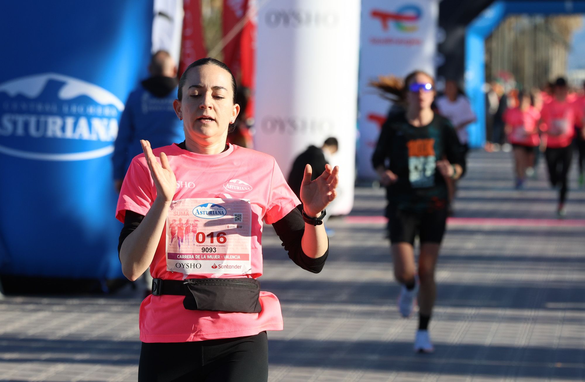 Carrera de la Mujer 2025: Las mejores imágenes del evento