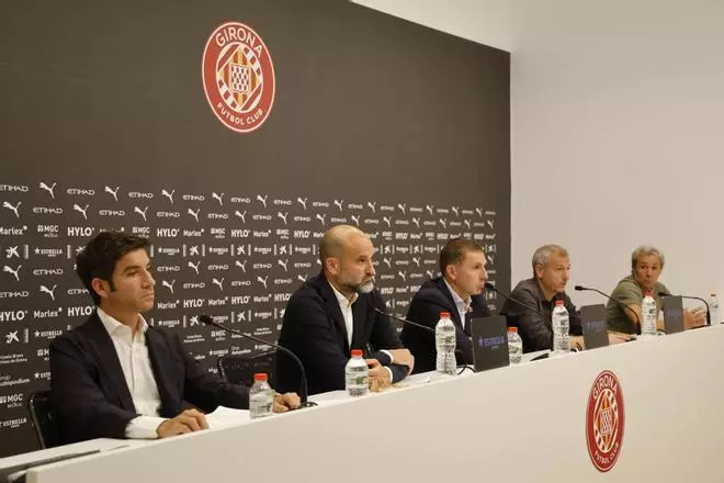 Les imatges de la roda de premsa sobre el descens del Girona
