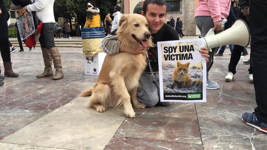 Colectivos animalistas valencianos se suman a la protesta de &quot;No a la caza&quot;