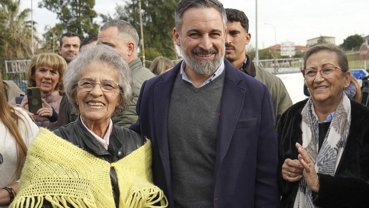 Abascal responde a Gallardo y Guardiola: "Los insultos machistas ni nos asustan, ni nos definen"