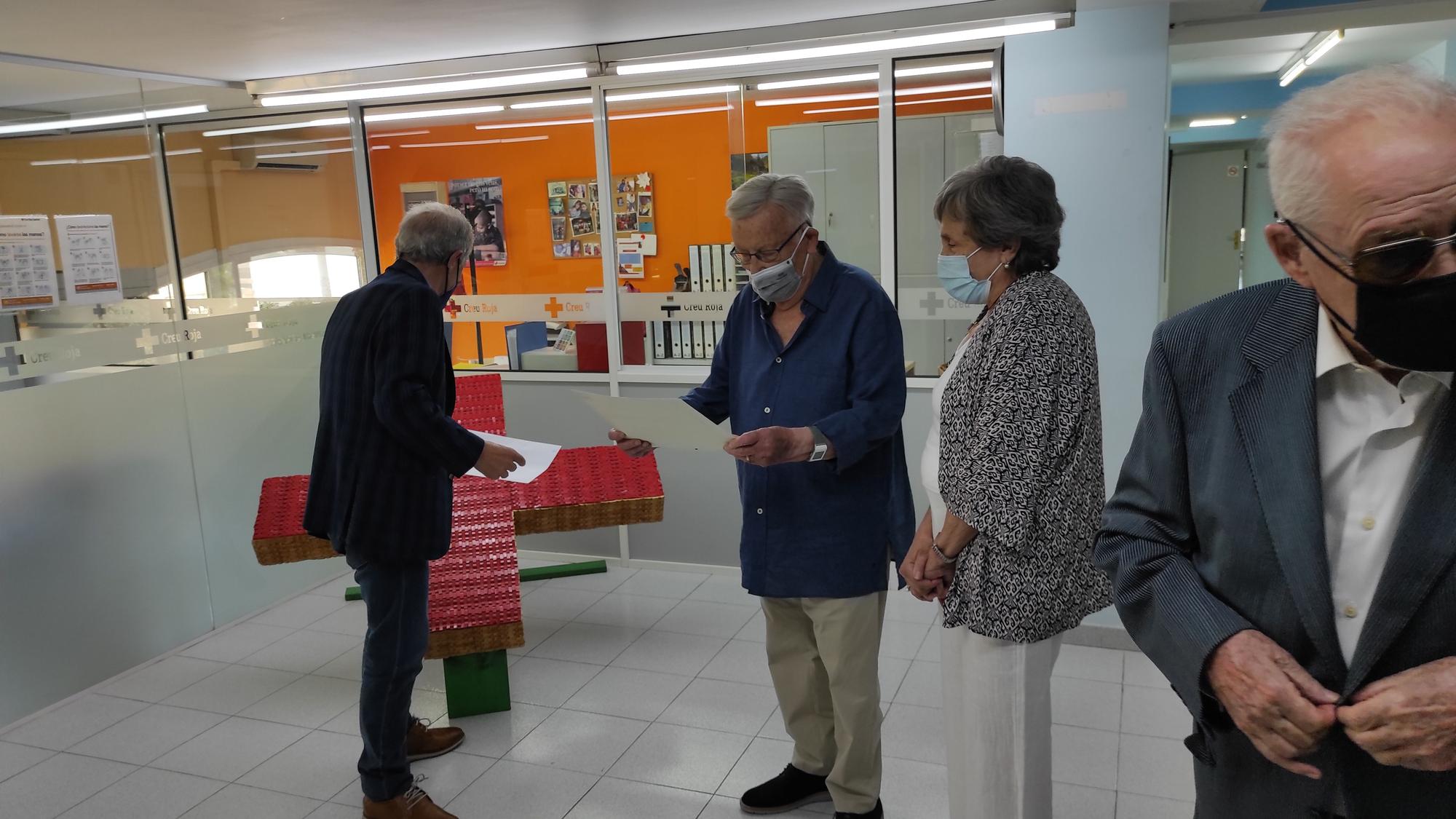 Creu Roja homenatja Eduard Puig Pujol per la seva dedicació a l’entitat