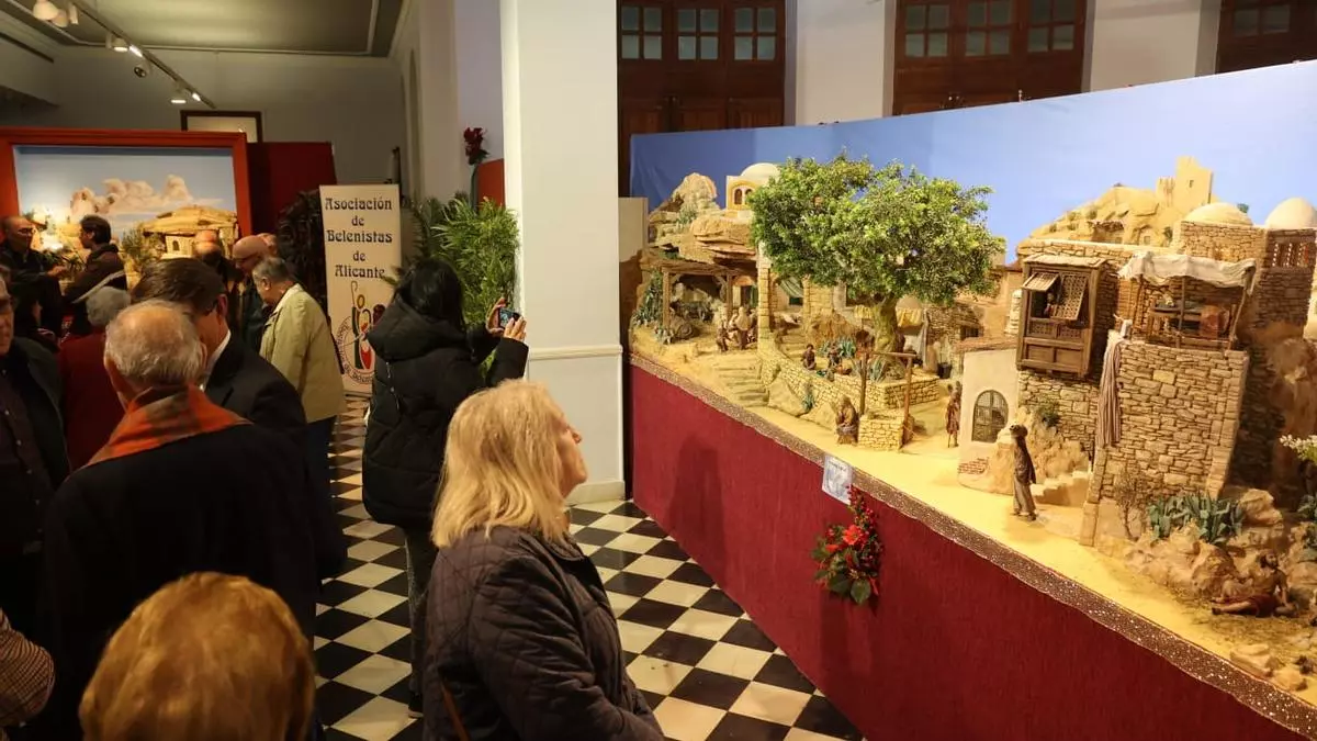 "Os ha nacido el mesías": el belén de la Diputación, una visita imprescindible esta Navidad en Alicante