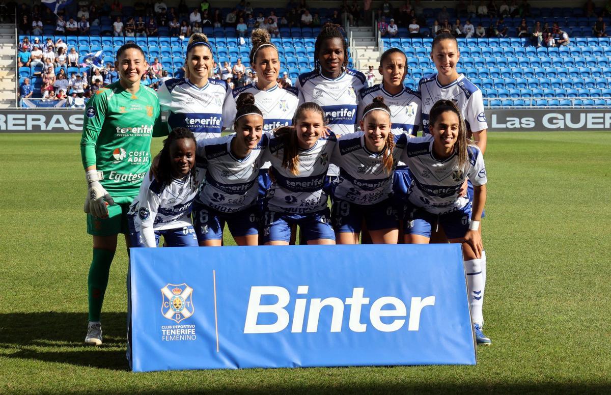 Alineación titular del Costa Adeje.