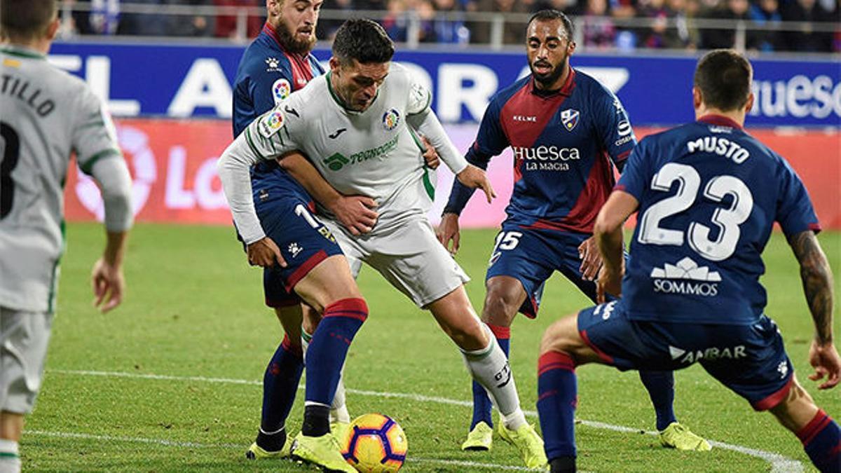 Jorge Molina acabó con las opciones del Huesca en el último minuto