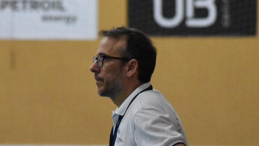 Félix Mojón, entrenador del BM Caja Rural de Zamora: &quot;El resultado es lo más positivo, también la defensa&quot;
