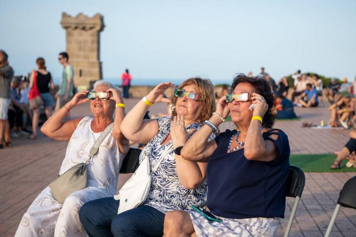 Las primeras imágenes del eclipse Las primeras imágenes del eclipse