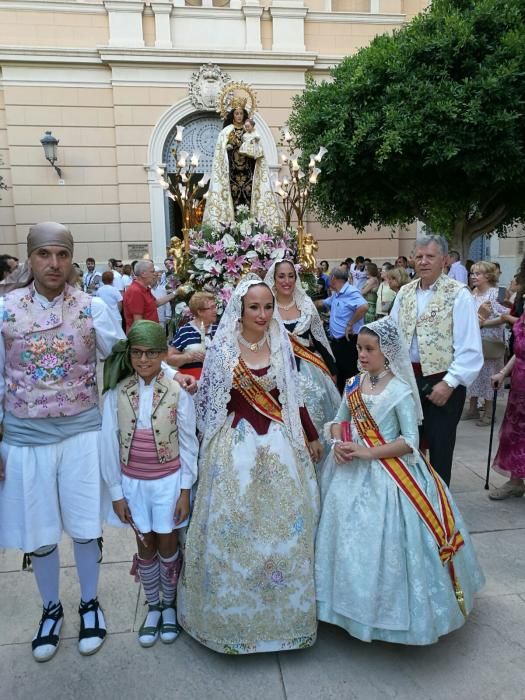 Procesión del Carmen en el barrio de la Trinidad