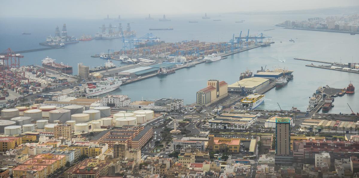 El Puerto de Las Palmas, visto desde el aire.