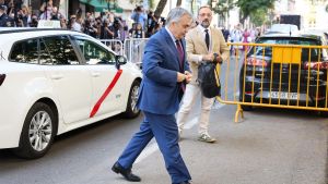 Els whatsaps que apunten  a la supervisió de Cerdán