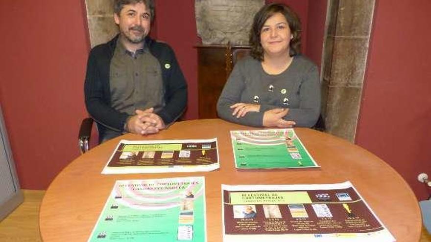 Moisés Álvarez, director del festival, y la concejala Laura Álvarez.